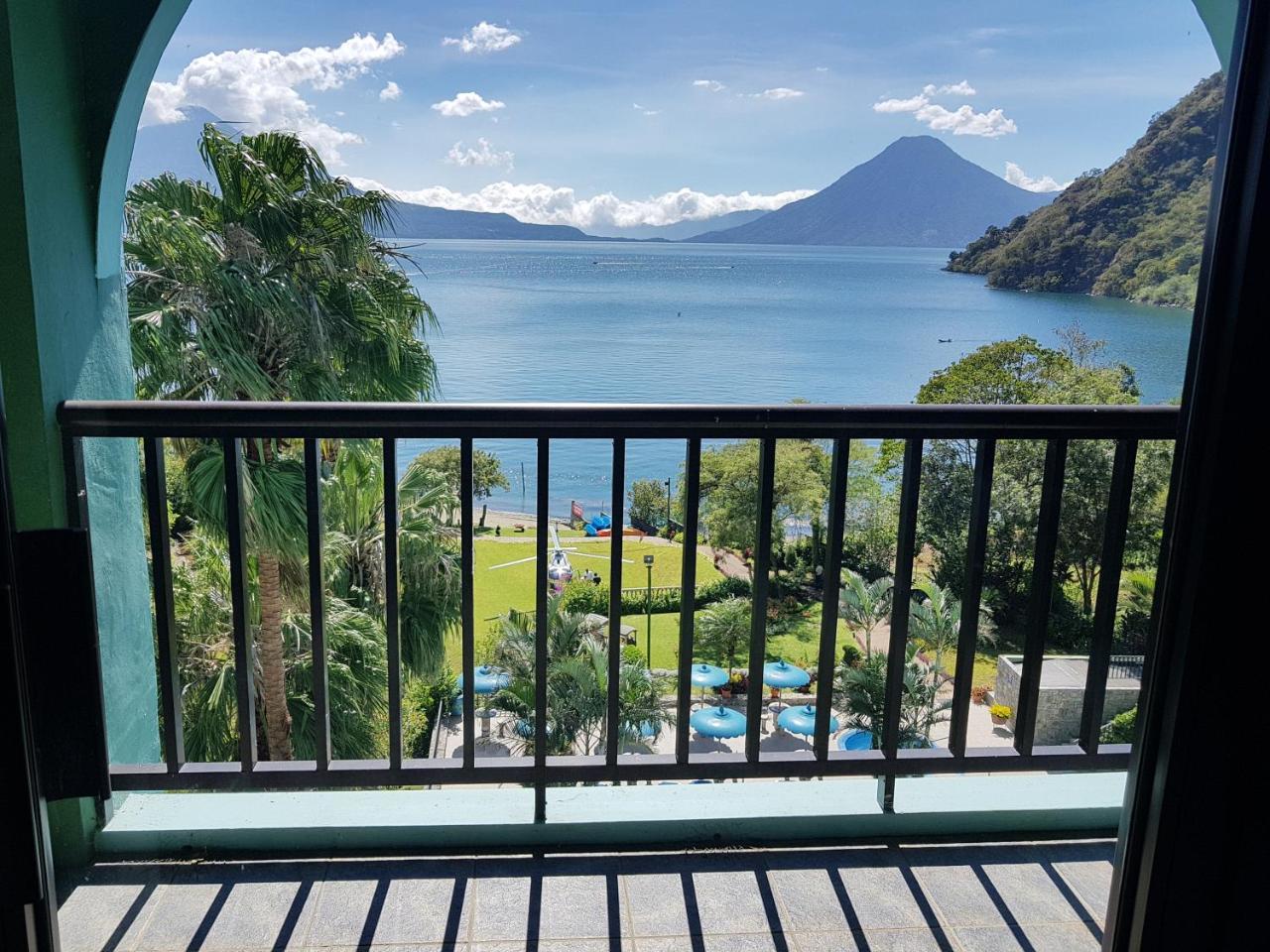 The Paradise Of Atitlan Suites - Free Breakfast Supplies Panajachel Eksteriør billede