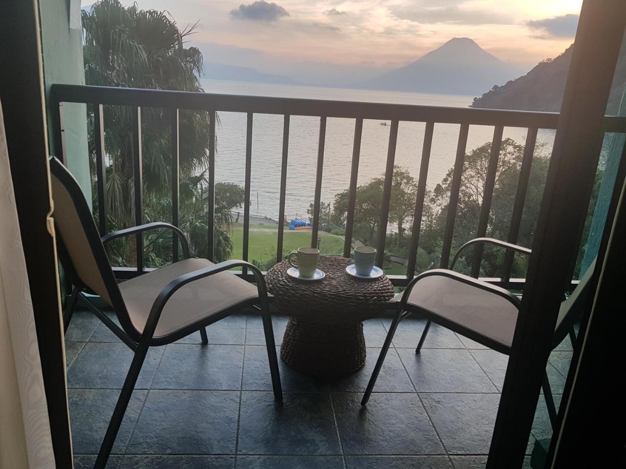 The Paradise Of Atitlan Suites - Free Breakfast Supplies Panajachel Eksteriør billede