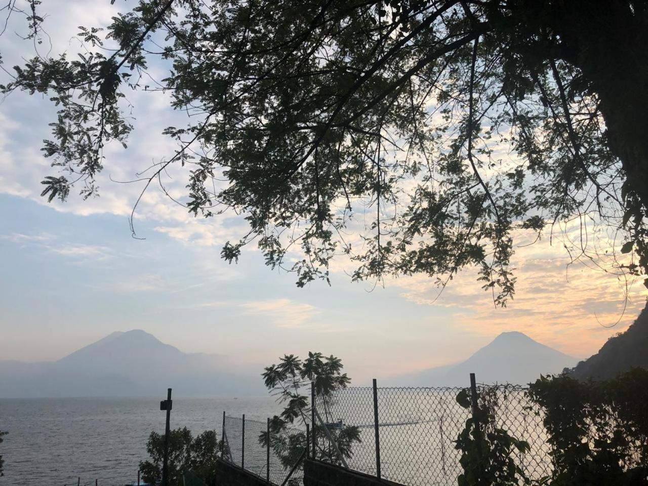The Paradise Of Atitlan Suites - Free Breakfast Supplies Panajachel Eksteriør billede